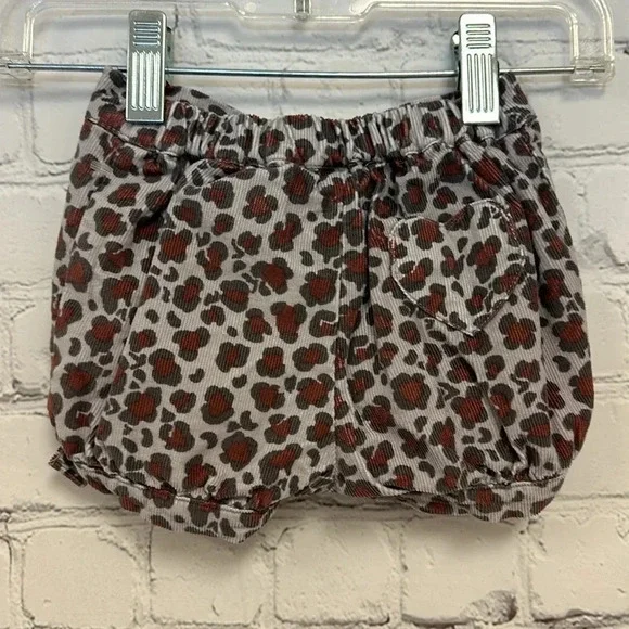 Baby Boden Leopard print corduroy shorts | 0-3M EUC - Picture 3 of 3